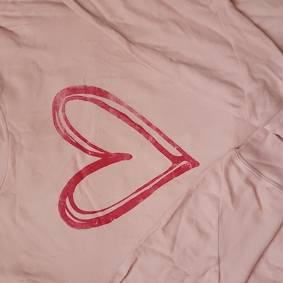 Wildfox Heart Sweatshirt Size XL - Picture 3 of 7